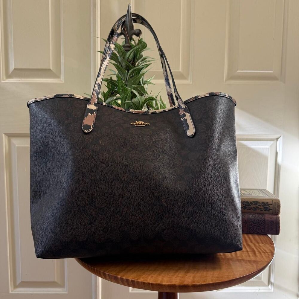 COACH City Tote Bag Signature Canvas Brown with Leopard handles and trim. CCD01
